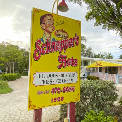 Schnappers hotdogs and hamburgers on Sanibel Island