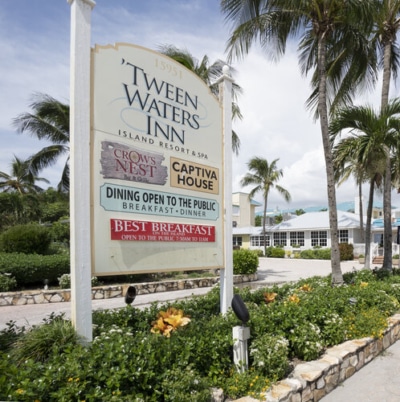 Sign Tween waters