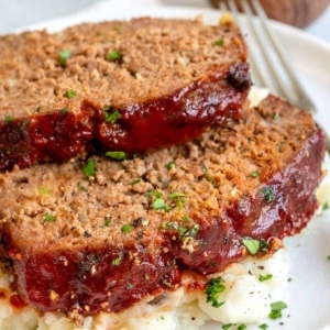 meatloaf at the SANDBAR ON sANIBEL